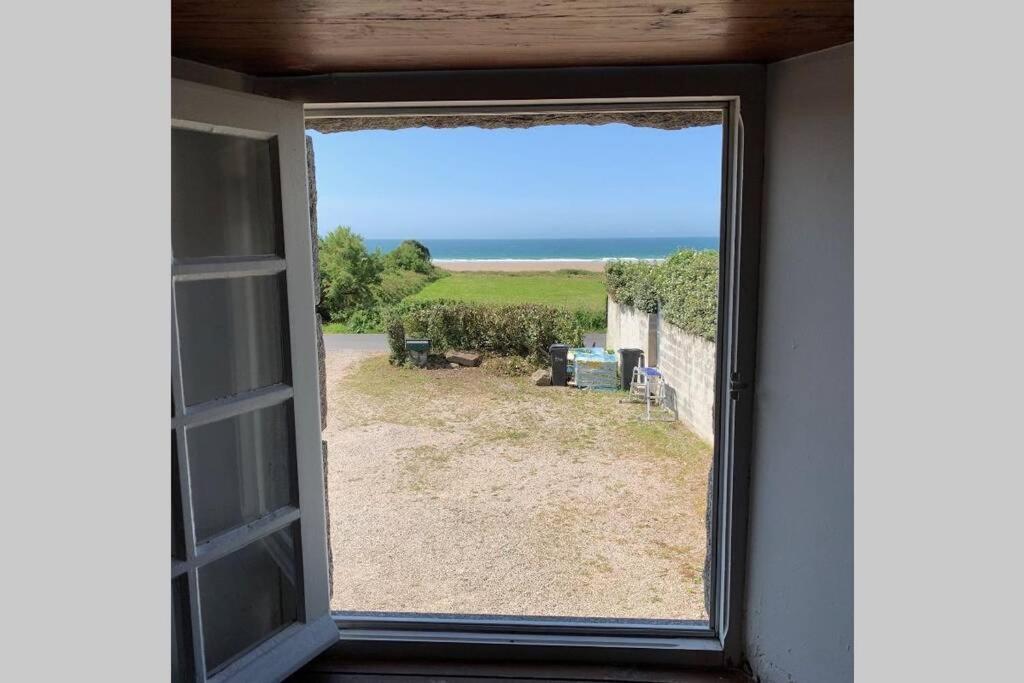 Sciotot - Bord De Mer - La Petite Maison Les Pieux Екстер'єр фото